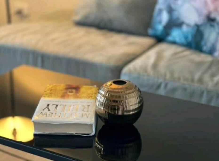 Base Central Pattaya Long Balcony King-Bed With Infinity Pool & Free Netflix! Extérieur photo