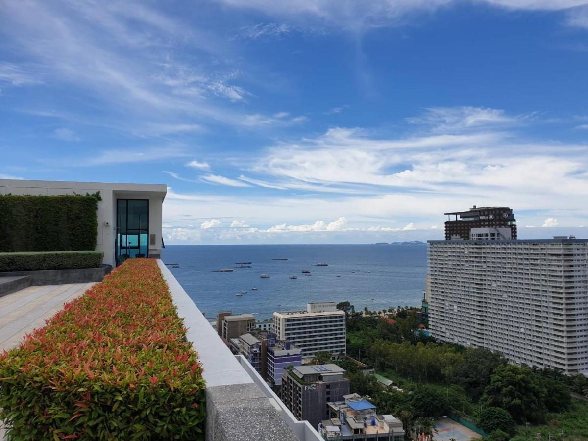 Base Central Pattaya Long Balcony King-Bed With Infinity Pool & Free Netflix! Extérieur photo