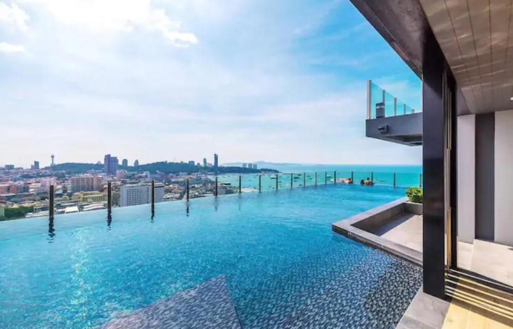 Base Central Pattaya Long Balcony King-Bed With Infinity Pool & Free Netflix! Extérieur photo