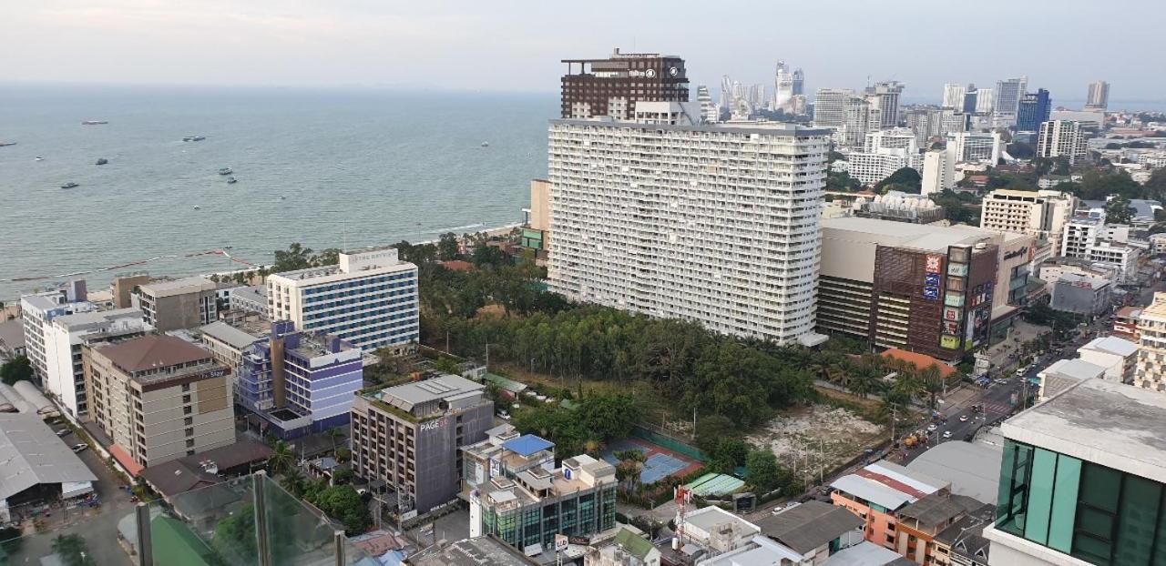 Base Central Pattaya Long Balcony King-Bed With Infinity Pool & Free Netflix! Extérieur photo