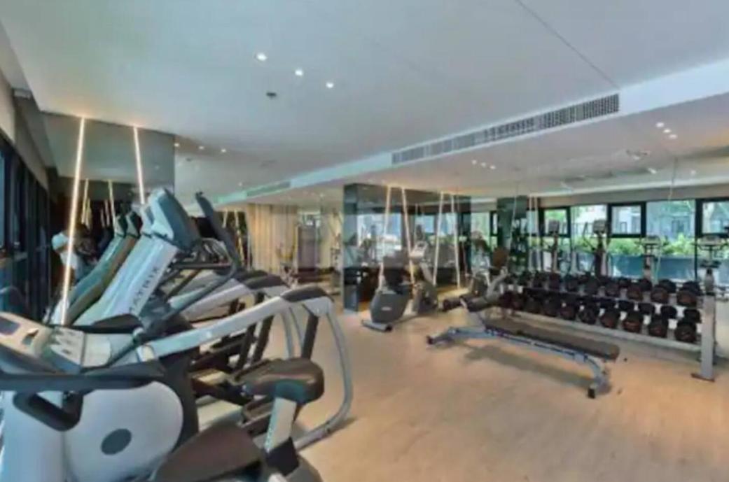Base Central Pattaya Long Balcony King-Bed With Infinity Pool & Free Netflix! Extérieur photo